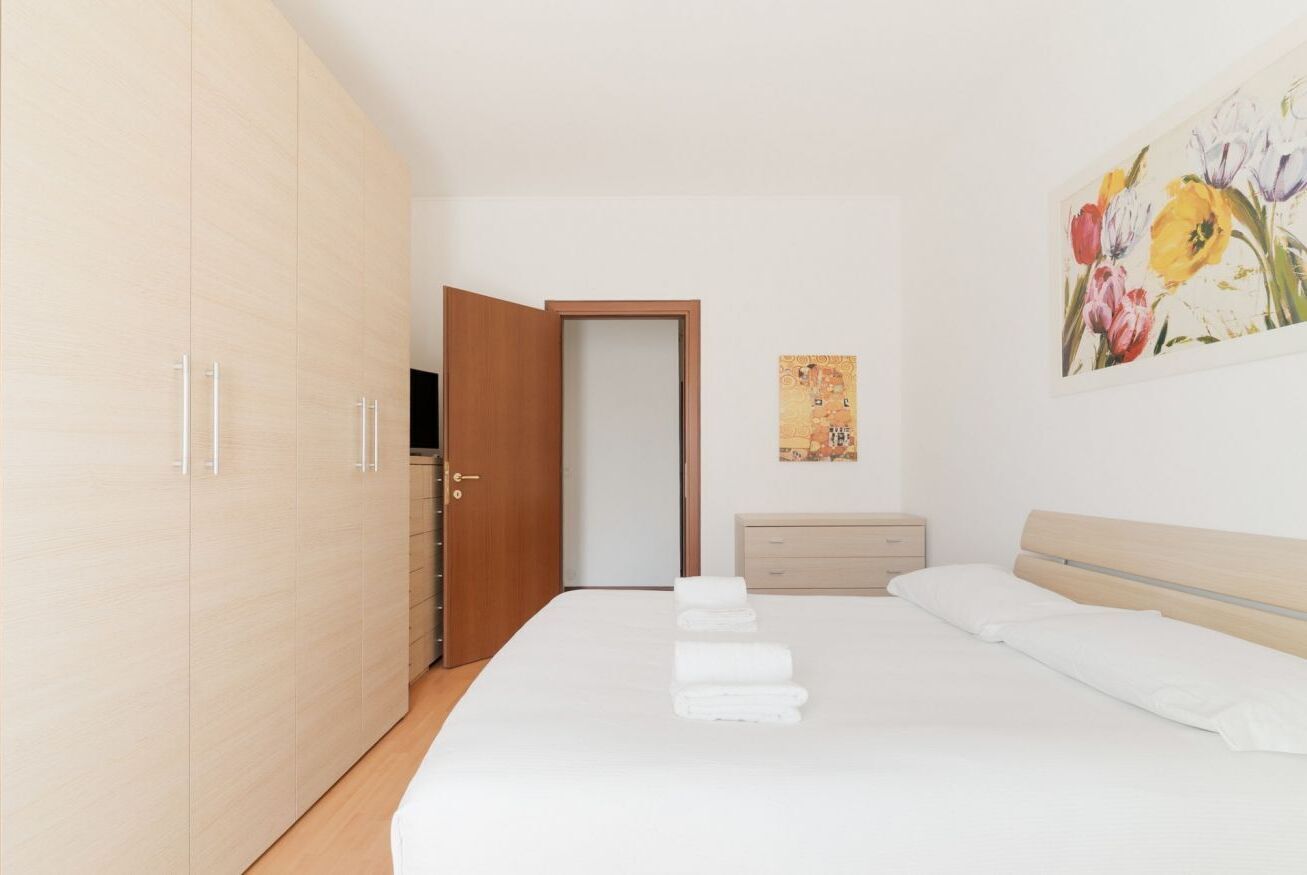 1 bedroom, iron/ironing board
