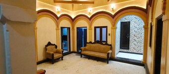 Lal Mani Kothi Homestay