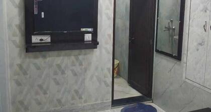 Lal Mani Kothi Homestay
