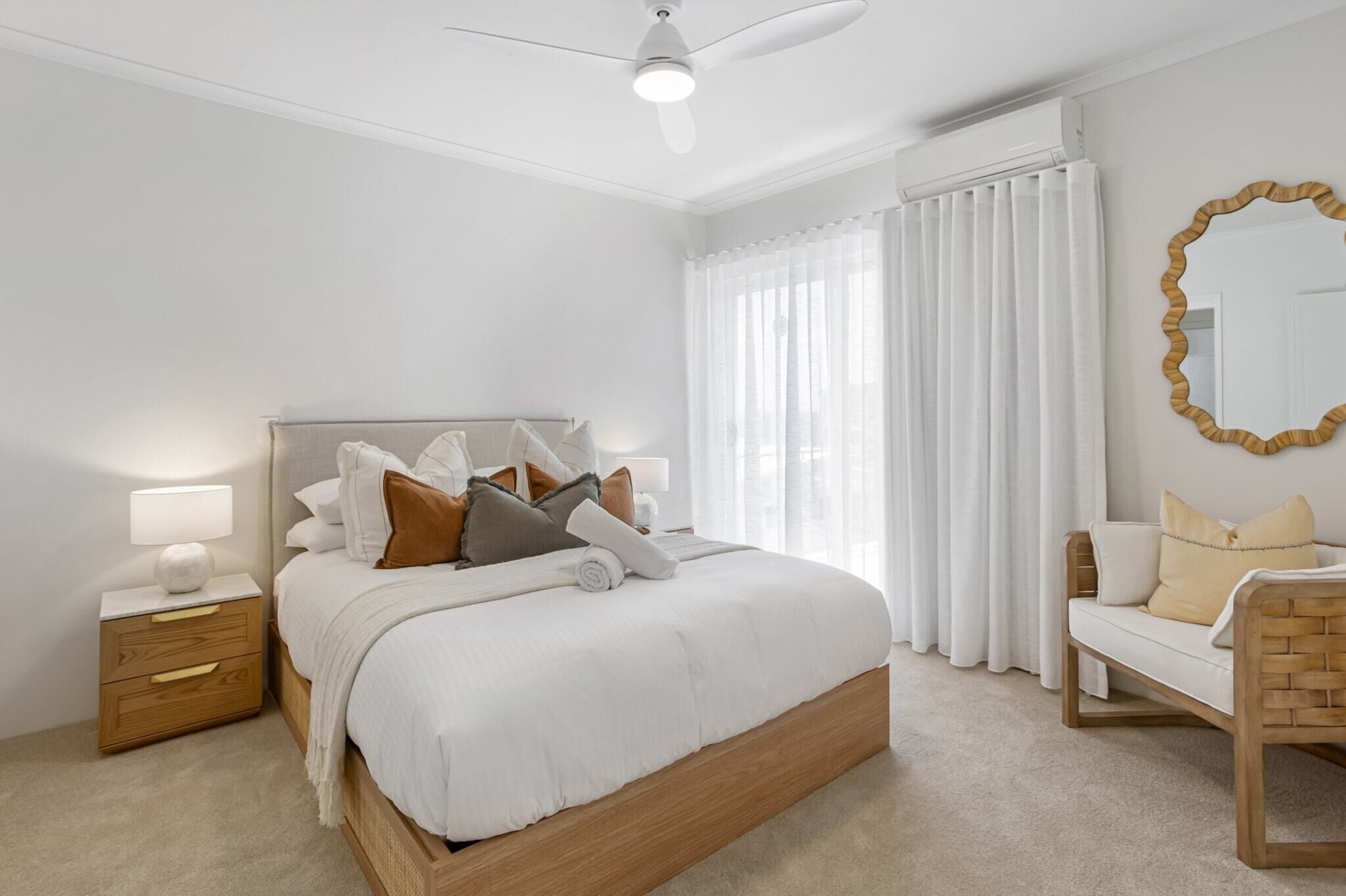 3 bedrooms, iron/ironing board, Internet, bed sheets