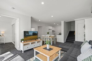 Smart TV, offices - Central Braddon Retreat with Balcony & Pool Access (Turner)