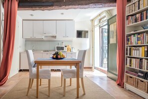 Dining - Romantic Pied-à-Terre in Historic Palazzo with Garden (Venecia)