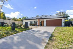 Exterior - Cosy Kambah 1 Bedroom Near Shops & Parks (Kambah)