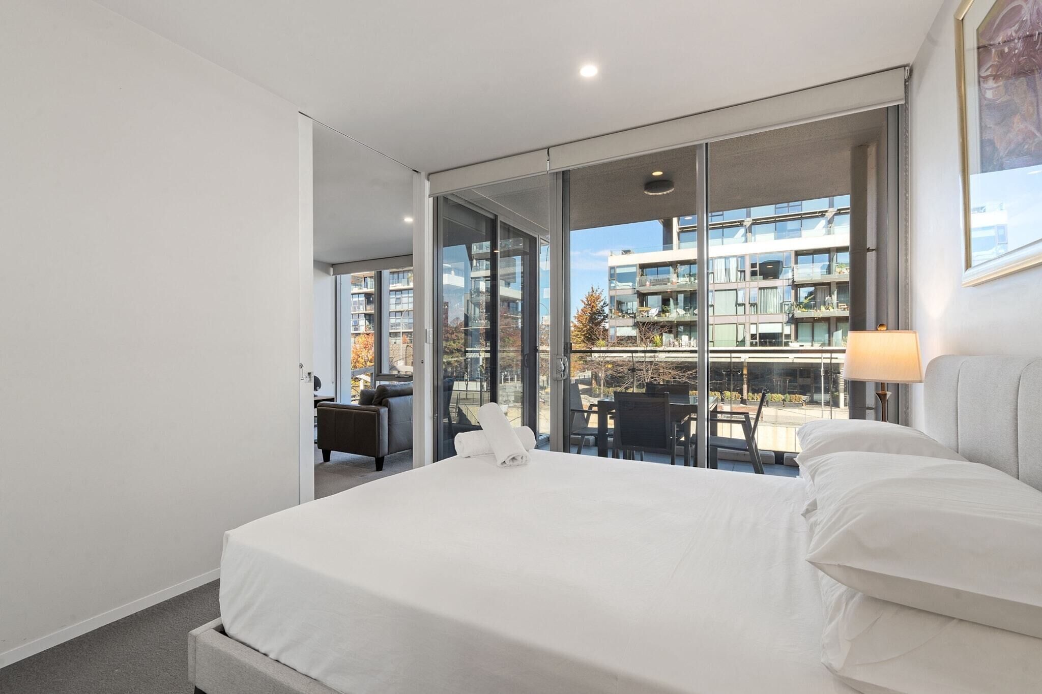 Fer et planche à repasser, lit parapluie, accès Internet, draps fournis