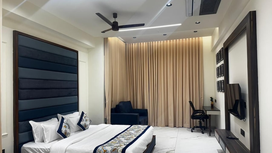 Lords Swastik Studio Kodinar