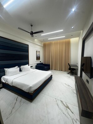 Club Studio - Lords Swastik Studio Kodinar (Kodinar)