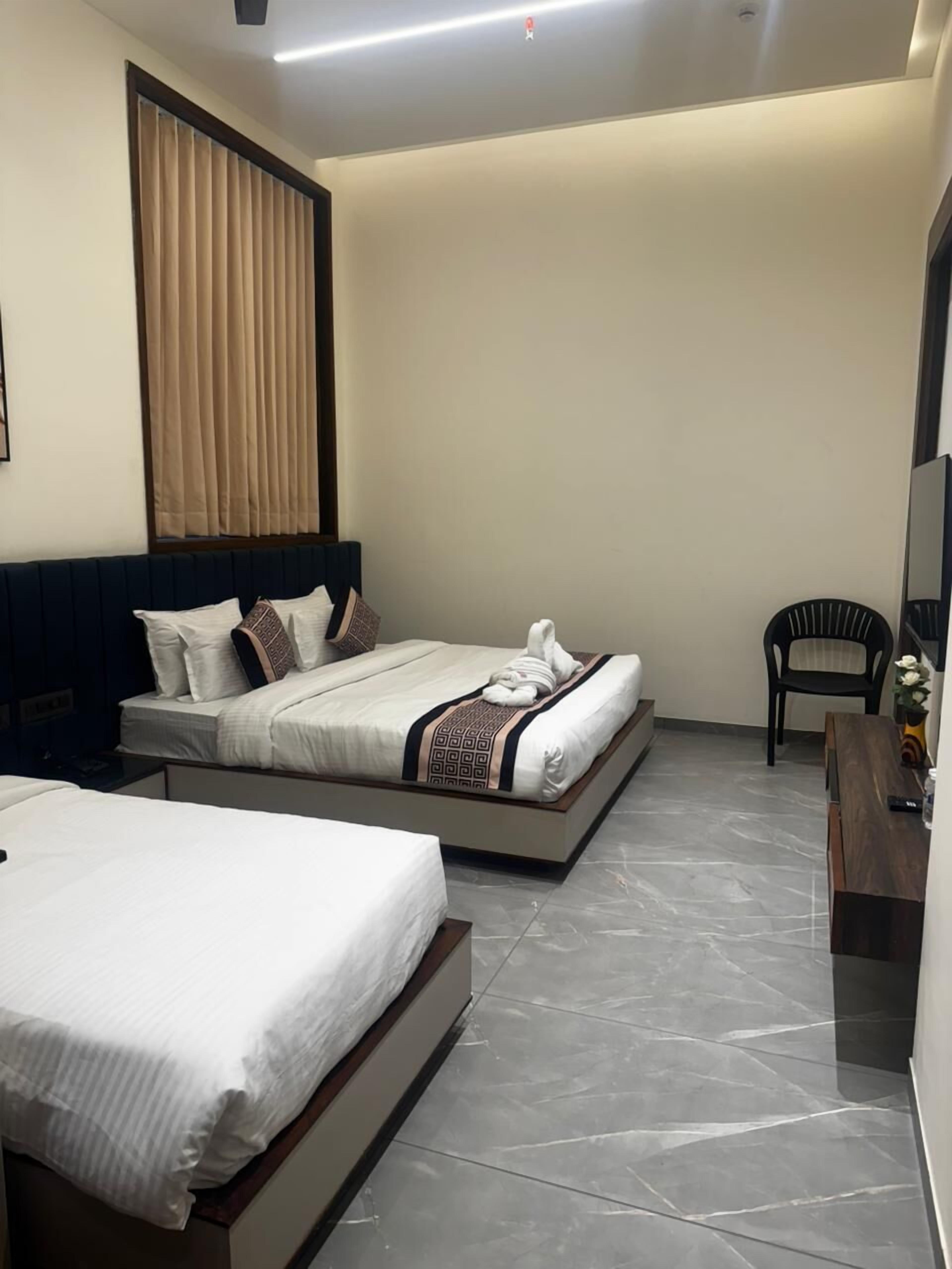 Family Room | Rollaway beds, free WiFi, bed sheets