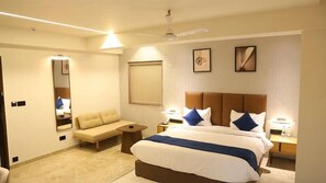 Schreibtisch, kostenloses WLAN