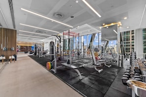 Fitness facility - Elegant Southbank Escape Apartment with Balcony (Southbank)