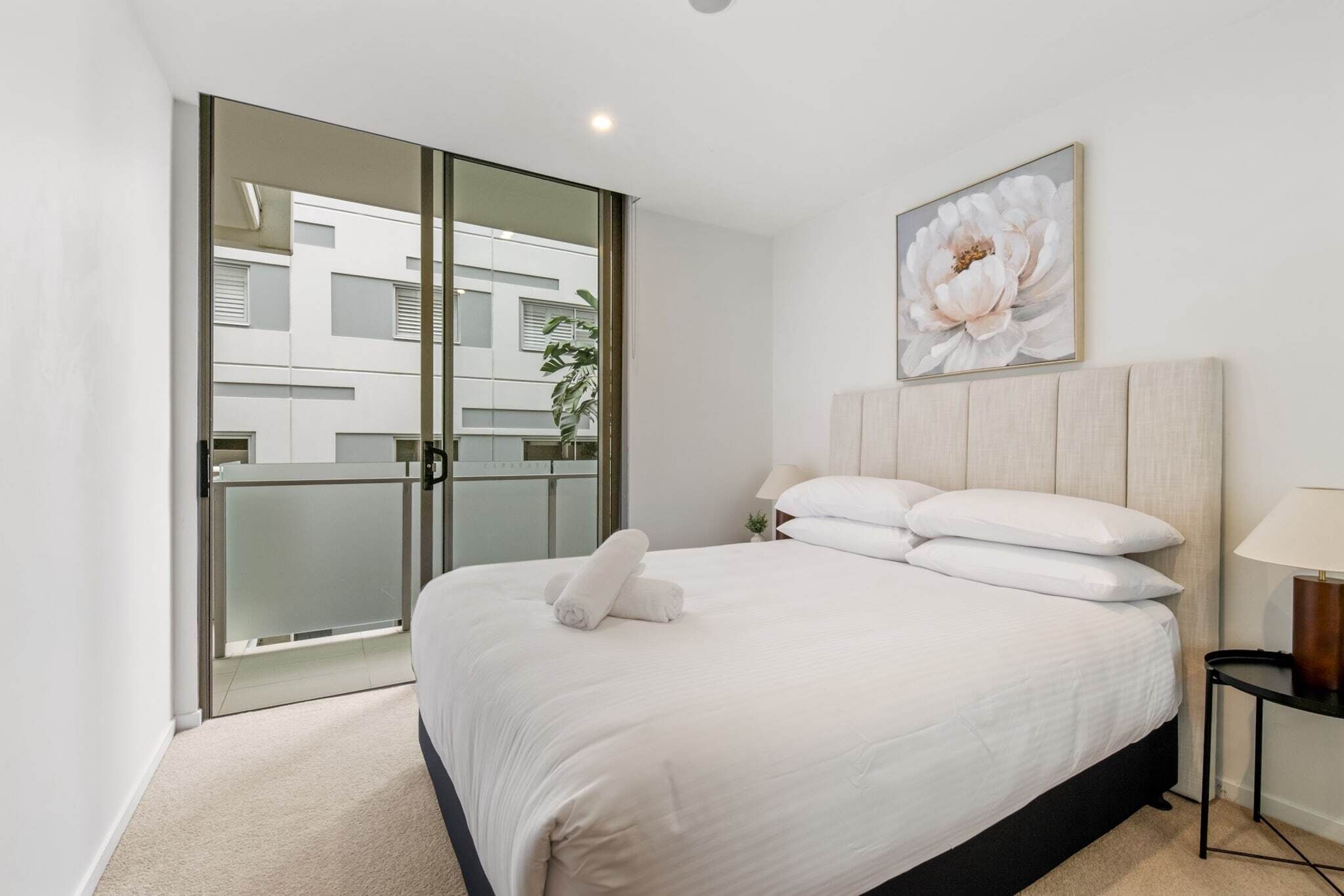 1 bedroom, iron/ironing board, internet, bed sheets