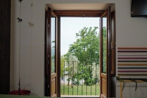 Interior - If you want to experience authentic and timeless Sicily, you are in the right place. (Piazza Armerina)