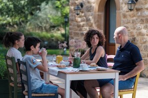 Outdoor dining - If you want to experience authentic and timeless Sicily, you are in the right place. (Piazza Armerina)
