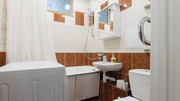 Departamento familiar, vista a la ciudad | Baño