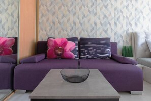 Family Apartment, City View | Iron/ironing board, free WiFi - StudioMinsk Romanovskaya Sloboda (Minsk)