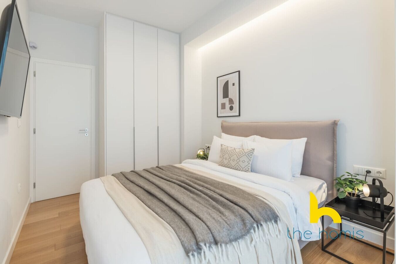 2 bedrooms, iron/ironing board, WiFi (free), bed sheets