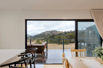 Off-Grid Farm Stay with Scenic Views