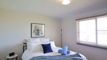 3 bedrooms, Internet, bed sheets