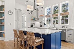 Fridge, microwave, oven, stovetop - 30A Retreat Near Gulf Place w/ Pool Access, Porch, Chef’s Kitchen & Bike Rental (Santa Rosa Beach)
