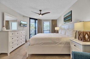 2 makuuhuonetta, silitysrauta/-lauta, ilmainen Wi-Fi, vuodevaatteet