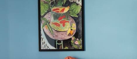 Bureau, fer et planche à repasser, Wi-Fi, draps fournis