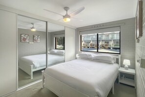 2 Schlafzimmer, Bügeleisen/Bügelbrett, Reisekinderbett, Internetzugang