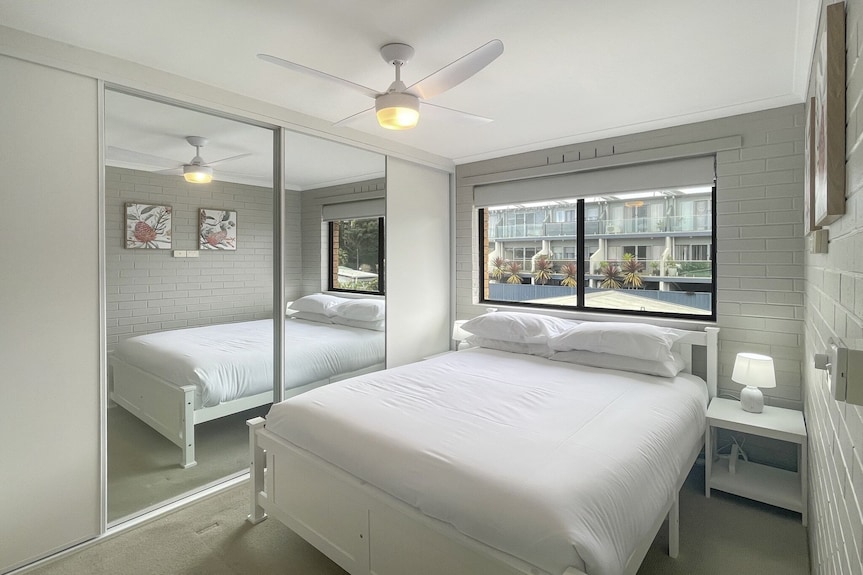 Serene Coastal Retreat With Carport - Batemans Bay