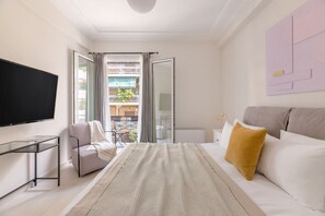 Ferros/tábuas de passar roupa, Wi-Fi, roupa de cama