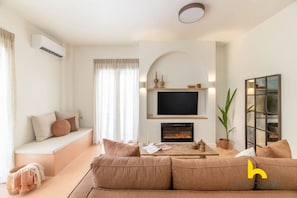 Fernseher, Kamin