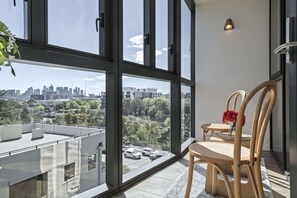 Interior - Bright South Yarra Flat with Balcony (South Yarra)