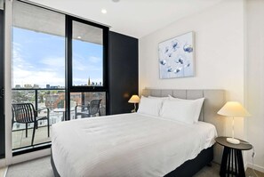 2 chambres, bureau, fer et planche à repasser, accès Internet