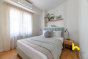 1 bedroom, iron/ironing board, free WiFi, bed sheets - Chic Athens Retreat Near Acropolis, Metro & MoMa! (Athina)