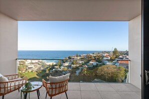 Property grounds - Modern 1-Bed with Tamarama Beach Views (Tamarama)