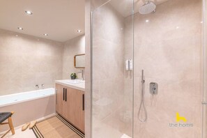 Hair dryer, towels - Sun-Kissed Boho Haven with Whirlpool Bliss & Patio (Athina)