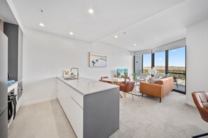 Interior - Apartment with Gym and Indoor Pool Access (Phillip)