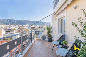 Property grounds - 3-Storey Family Home, City View & Private Parking! (Athina)