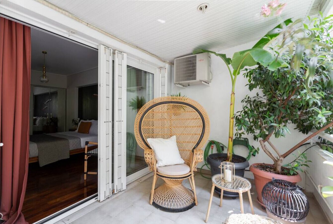 Skrivebord, strykejern/-brett, wi-fi og sengetøy