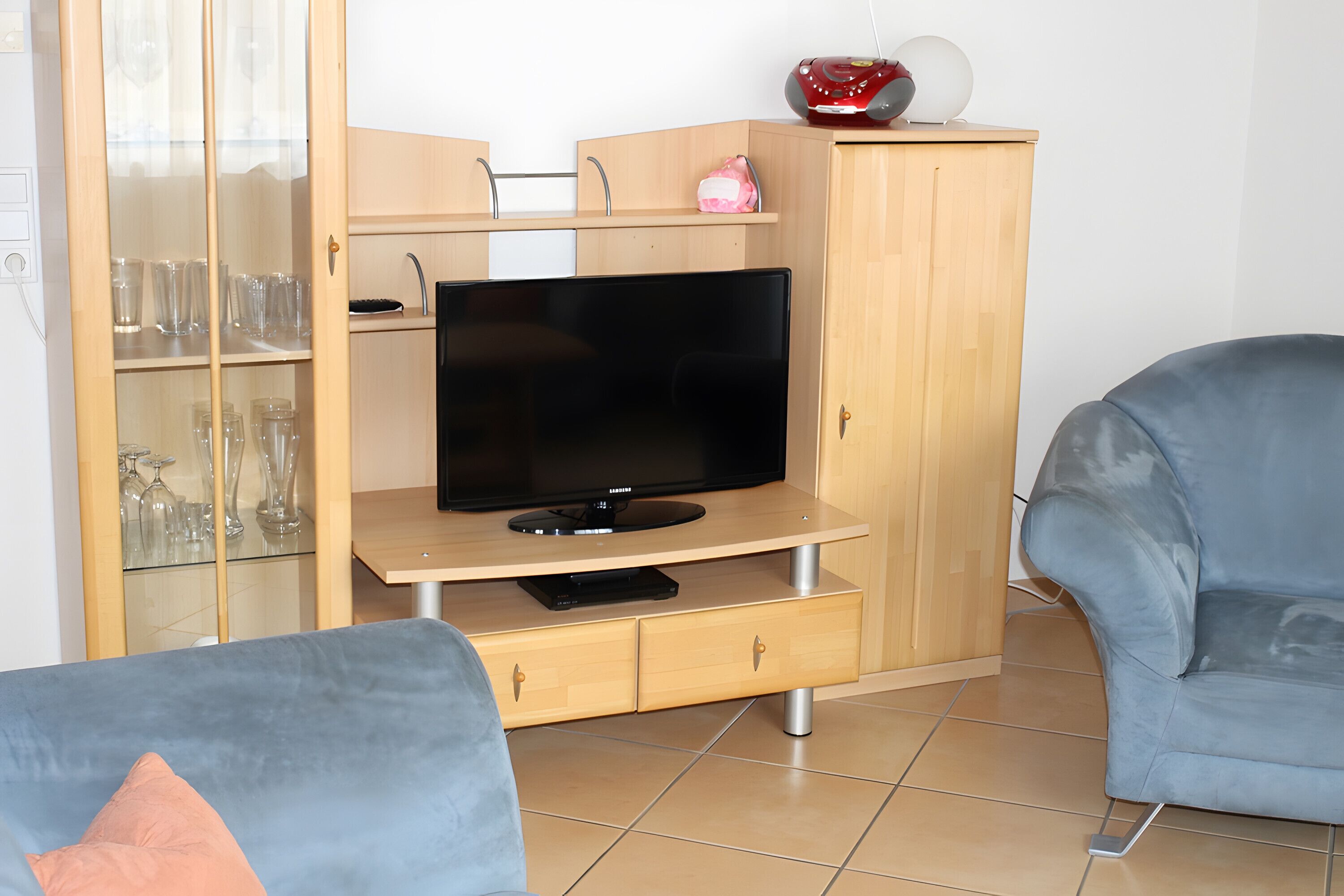 Fernseher, DVD-Player