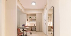 Dining - Minimal 2-BDR Apt Near Acropolis By The Homis (Athina)