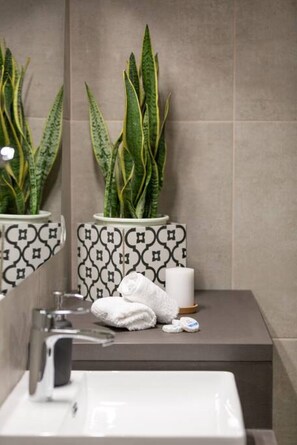 Hair dryer, towels, soap, shampoo - Discover Athens from Urban Hideaway,Acropolis View (Athina)