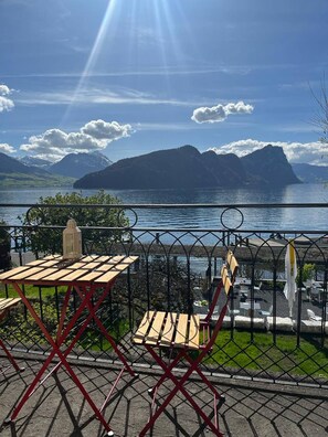 Shared Dormitory, 1 Bedroom, Balcony, Garden View | Outdoor dining