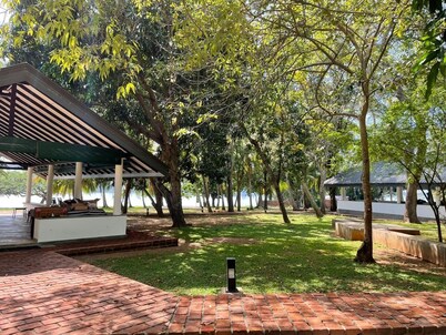 Governors Camp Udawalawe