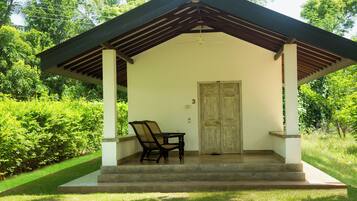 Luxury Double or Twin Room, Patio, Lake View