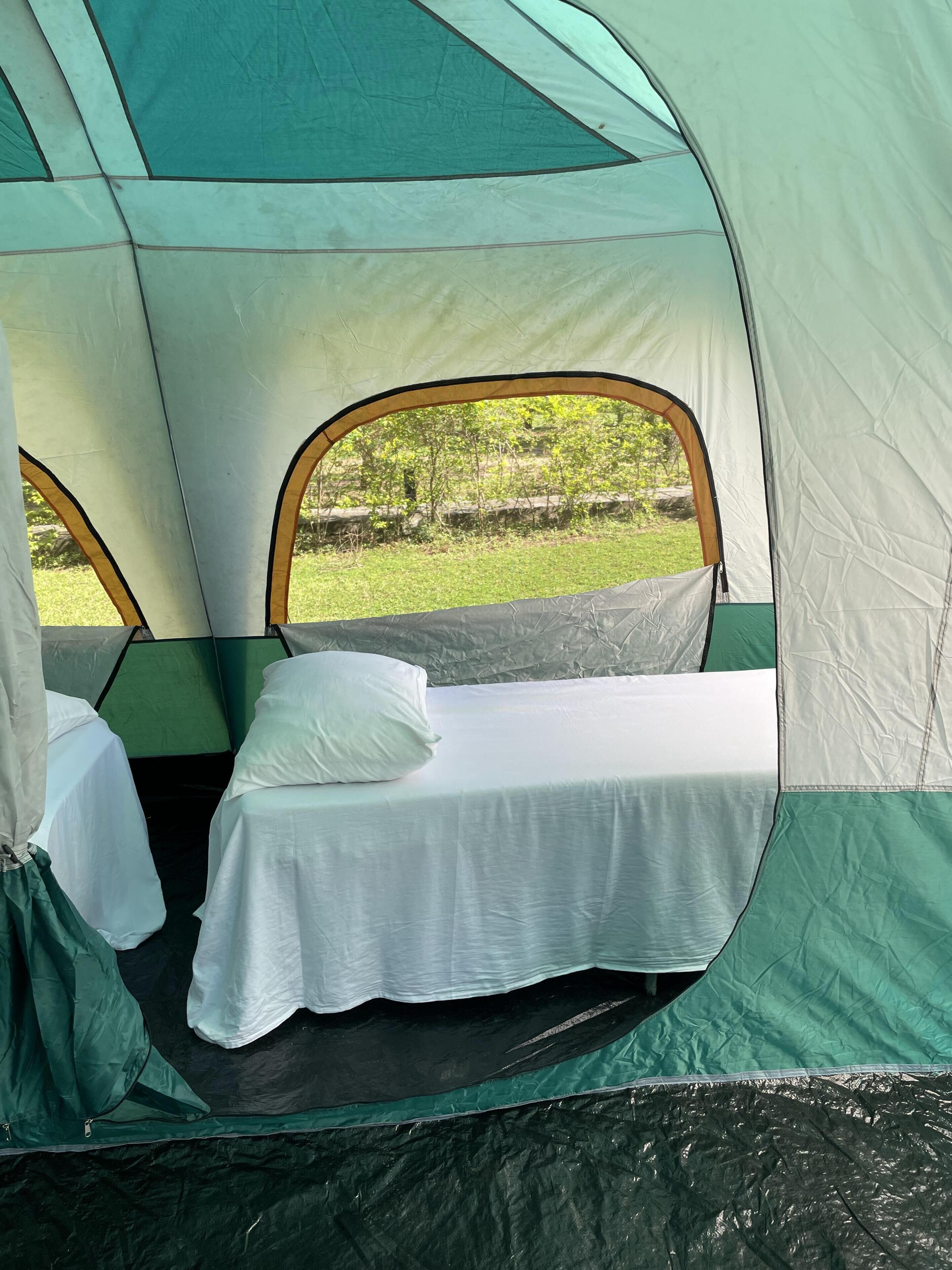 Tente, 4 chambres, vue sur le lac | Literie fournie
