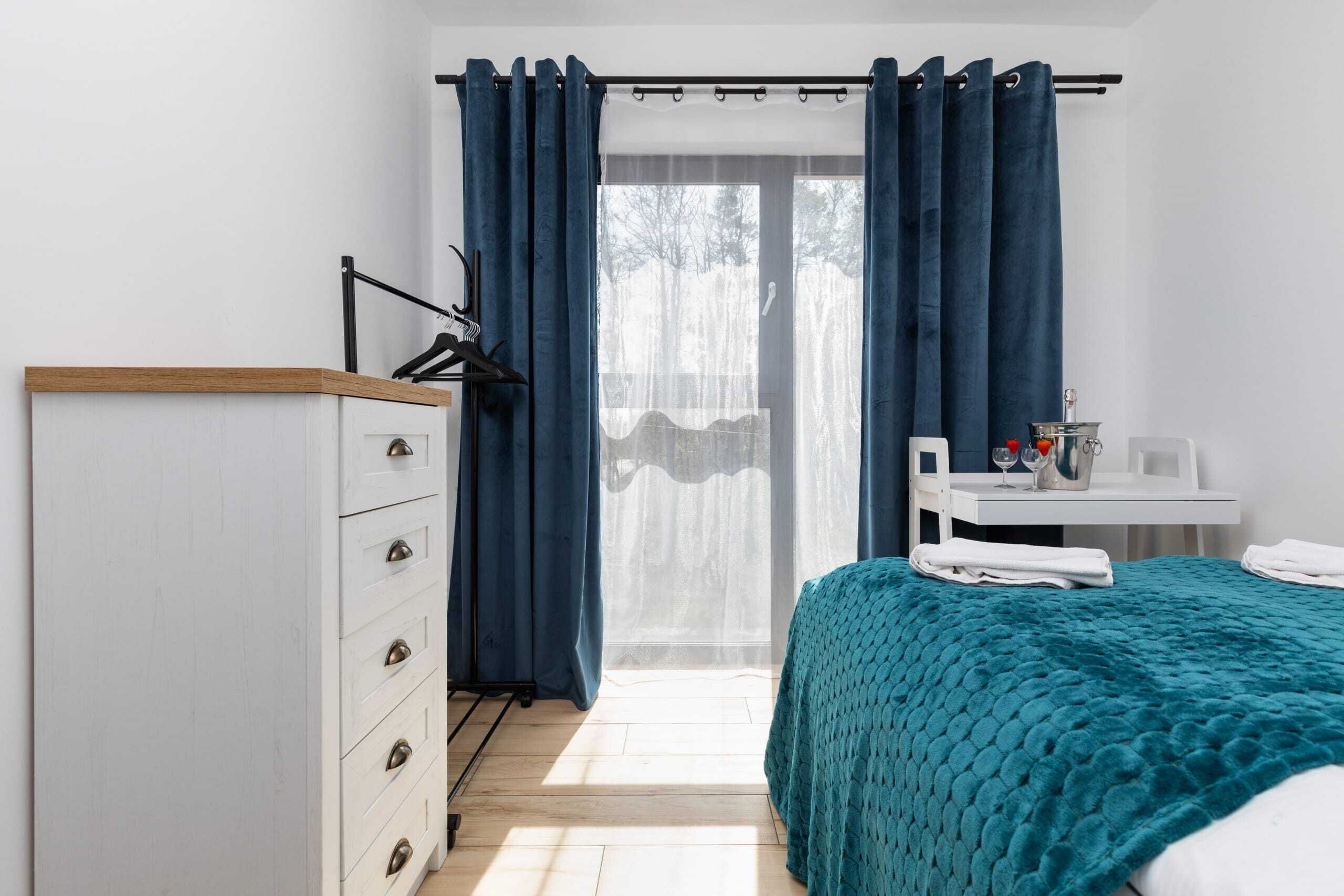 熨斗/熨衣板、WiFi、床单