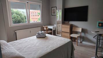 1 bedroom, iron/ironing board, free WiFi, bed sheets
