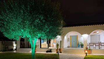 Villa, 4 Bedrooms, Accessible, Smoking | Exterior