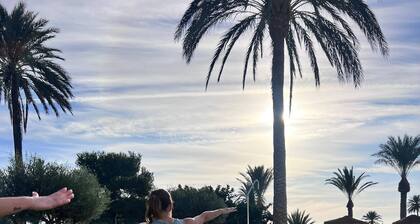 Luxurious 5 Bedroom Beachfront Villa in Roquetas de Mar