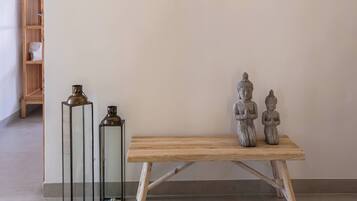 Villa, 4 Bedrooms, Accessible, Smoking | Interior