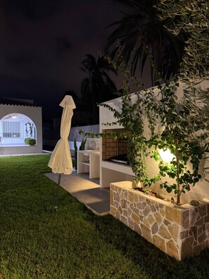 Villa, 4 Bedrooms, Accessible, Smoking | Terrace/patio