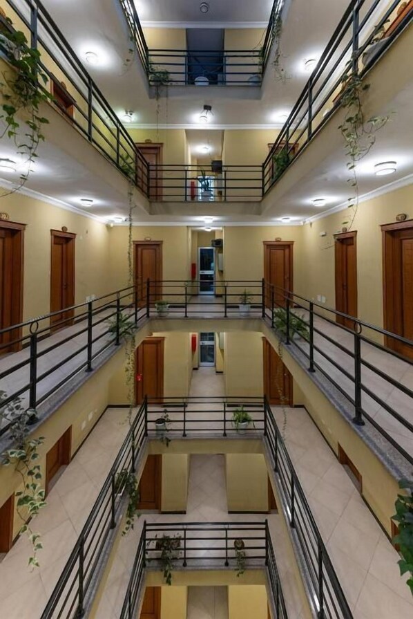 Interior - Daisy Hotel (Addis Ababa)